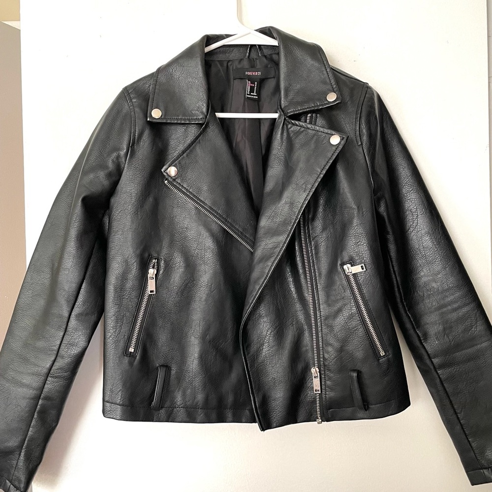 Cropped Leather Jacket